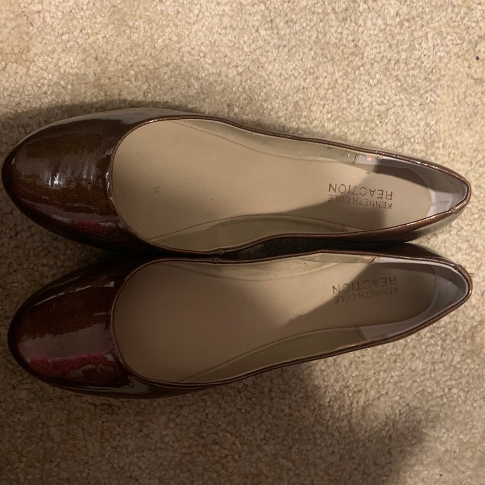 Kenneth Cole flat women’s 7.5